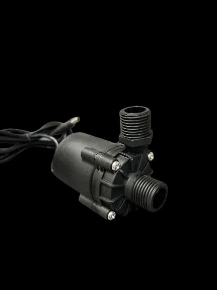 Vattenpump till Chiller One